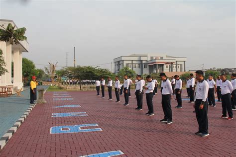 JAGA KEBUGARAN TUBUH PERWIRA RESIMEN ARTILERI 1 MARINIR LAKSANAKAN