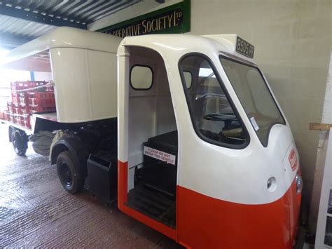 Unigate Milk Float The Transport Museum Wythall A Photo On Flickriver