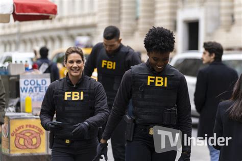 'FBI' First Look: See Cast Celebrate 100 Episodes for Season 5 Finale ...