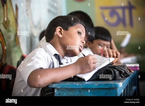 Students In A School In Dhaka Bangladesh Stock Photo Alamy