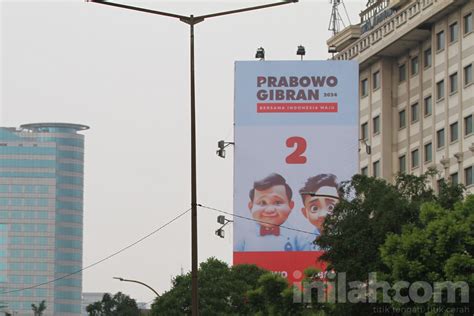 Ramai Baliho Prabowo Gibran Bertebaran KPU Biar Bawaslu Yang Urus