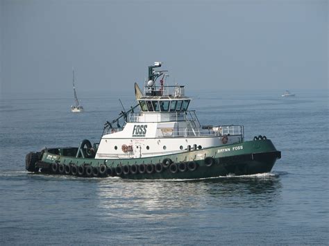 Brynn Foss Tugboat In Redondo Beach California Boat Offshore Boats