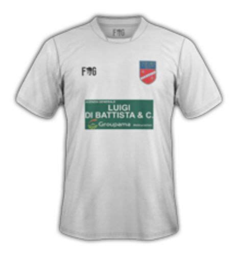 Ss Teramo Calcio Kits