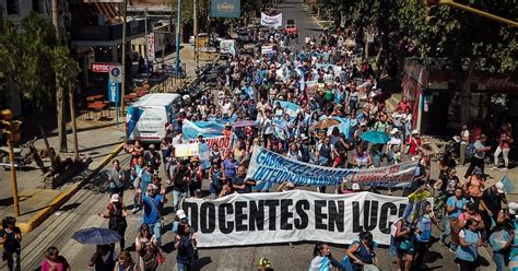 Los Docentes Autoconvocados Sumaron La Quinta Jornada De Protesta Con