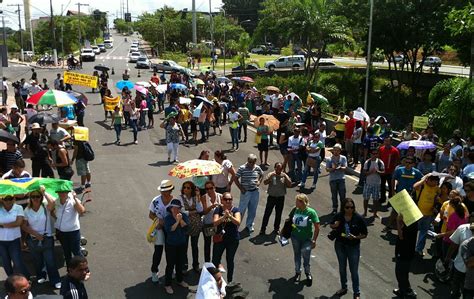 Veja Fotos Dos Protestos Pelas Ruas De Manaus Nesta Quinta 11 Fotos