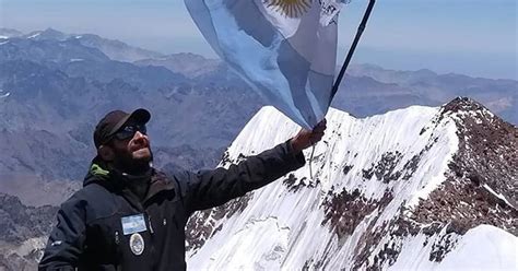 Un andinista mendocino batió el record en subir y bajar el Aconcagua en