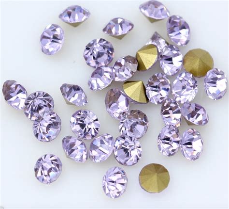 Violet Chatons Pointed Back Crystal Rhinestones Glass Loose Beads Light