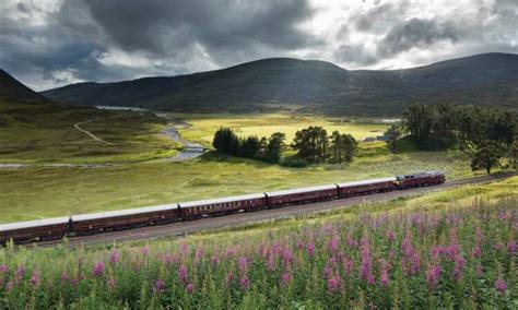 This Luxurious Train Journey Through Scotland Comes With an Onboard Spa ...