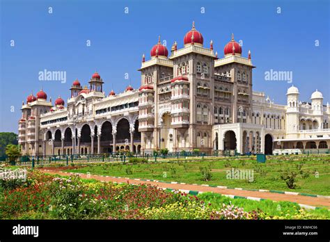 Mysore Flag Hi Res Stock Photography And Images Alamy