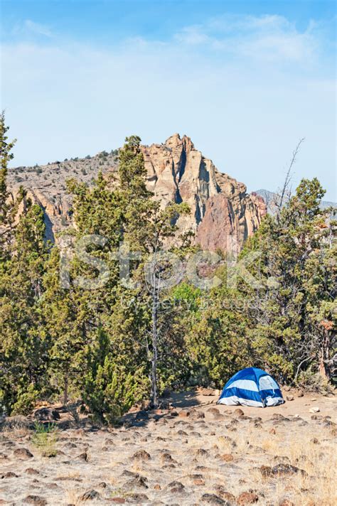 Smith Rock State Park Stock Photo | Royalty-Free | FreeImages