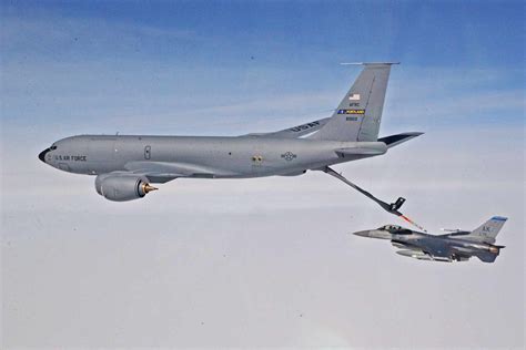 Argentine Air Force evaluates acquisition of Boeing KC-135 tankers ...