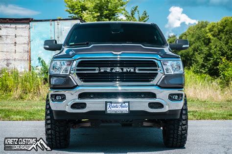 Ram With Moto Metal Siege Wheels Krietz Auto