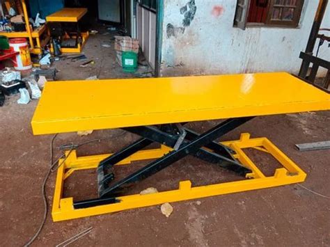 Mild Steel Hydraulic Motorcycle Lift, 300 KG at Rs 21000 in Aurangabad ...