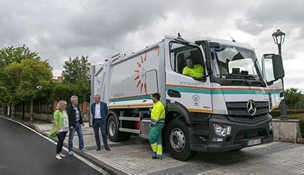 La recogida de basuras de Polanco incorpora un camión dotado de sistema