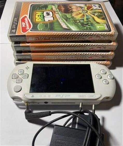 Sony PSP e1008 white Москва | Игровые приставки, игры, программы ...