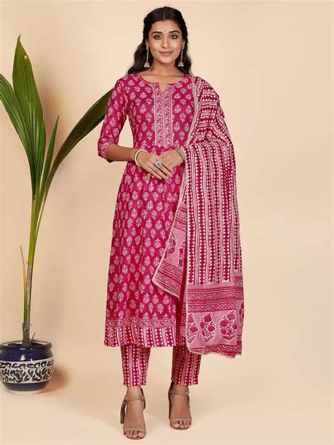 Women Pink Printer Anarkali Kurta With Pants Dupatta Pc Set At Rs