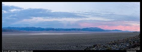 Panoramic Picture/Photo: Garden Valley and Grant Range, sunrise. Basin ...