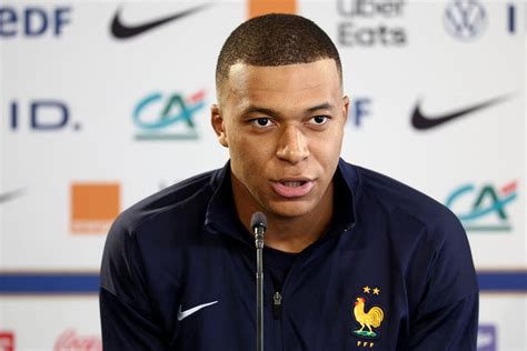 PSG Talking Podcast Mbappé Hits Back at Paris Saint Germain PSG Talk