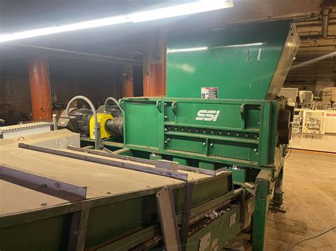 SOLD 330 HP SSI Quad Shaft Shredder Solid Equipment Company