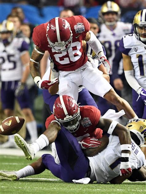 Alabama Drubs Washington In Peach Bowl Advances To National Title Game