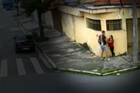 Suspeito De Estuprar Jovem Se Apresenta à Polícia E é Liberado Sbt