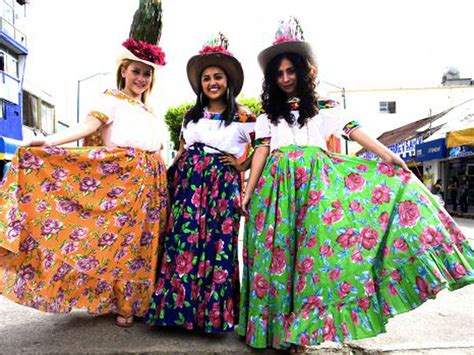 Faldas Folkloricas Mexicanas Atelier Yuwa Ciao Jp