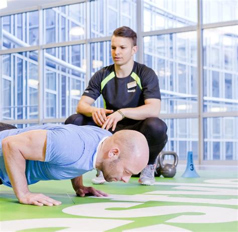 Krafttraining ohne Equipment 3 effektive Übungen für den Bizeps WELT