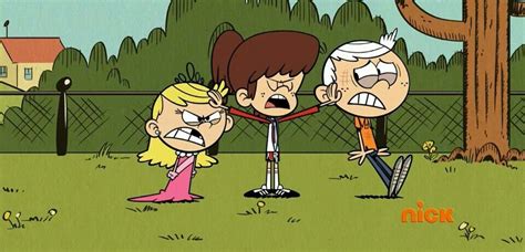 The Loudest Yard Lola Lynn Y Lincoln Loud House Characters Lynn