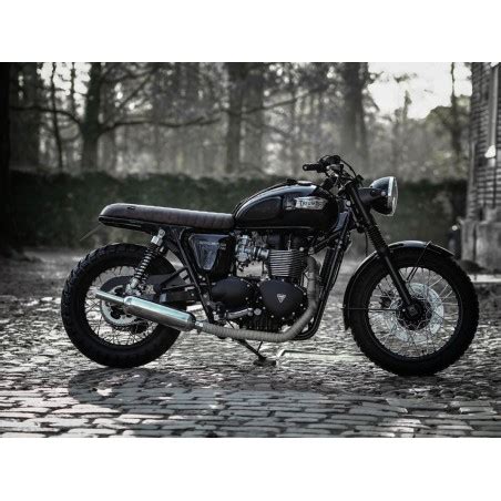 Shark Bahia Exhaust Into Triumph Bonneville Thruxton Scrambler