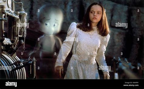 Casper 1995 Christina Ricci Stock Photos & Casper 1995 Christina Ricci ...