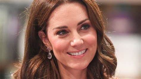 Kate Middleton Prima Apari Ie Public Dup Anun Area Celei De A Treia