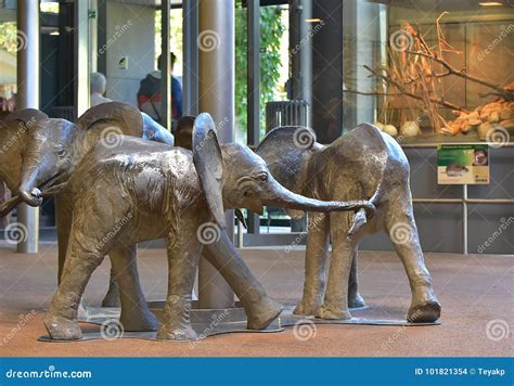 A Statue of Three Elephants Editorial Stock Image - Image of small ...