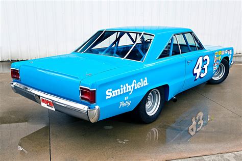 Richard Petty’s Street-Legal, 650hp 1967 Plymouth Belvedere Tribute ...