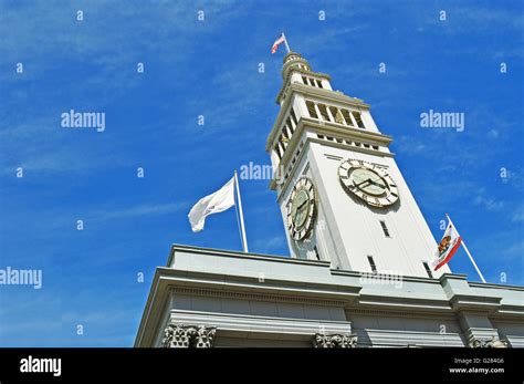 San Francisco, Embarcadero: view of the San Francisco Ferry Building ...