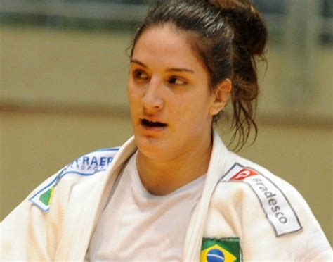 Mayra Aguiar vence e conquista ouro no Grand Slam de Paris de judô