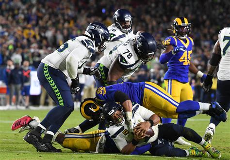 3 Up 3 Down Winners Losers From Seahawks Week 14 Loss Vs Rams