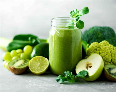 Grüner Smoothie mit Ingwer und Petersilie Mein Ernährungsberater