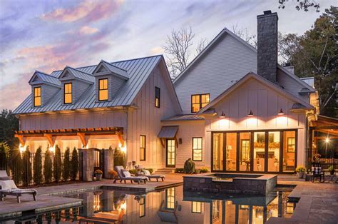 Step Inside This Dreamy Modern Southern Farmhouse In Georgia