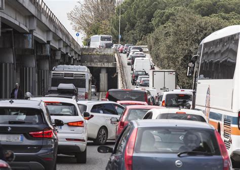 Incidenti Stradali Questa Mattina A Roma Traffico E Strade Chiuse