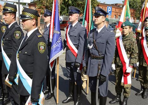 Cud nad Wisłą Święto Wojska Polskiego w Toruniu Służba Więzienna