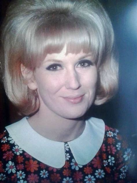 Britains Queen Of Pop 46 Beautiful Photos Of Dusty Springfield In The