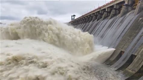 Hirakud Dam Gate Opening Video Longest Dam In The World Hirakud Dam