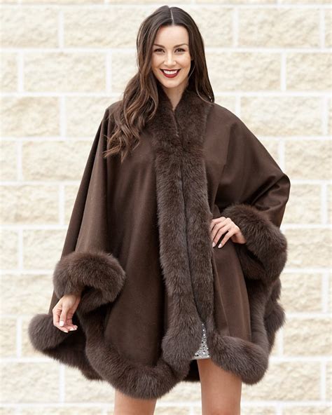 Classic Cashmere Cape With Fox Fur Trim In Chocolate