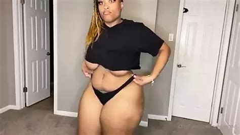 Solo BBW PAWG schüttelt und hüpft großer Hintern xHamster