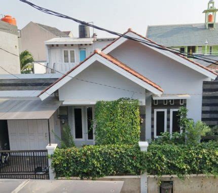 Rumah Dijual Di Perumahan Villa Ilhami Karawaci Tangerang Dekat