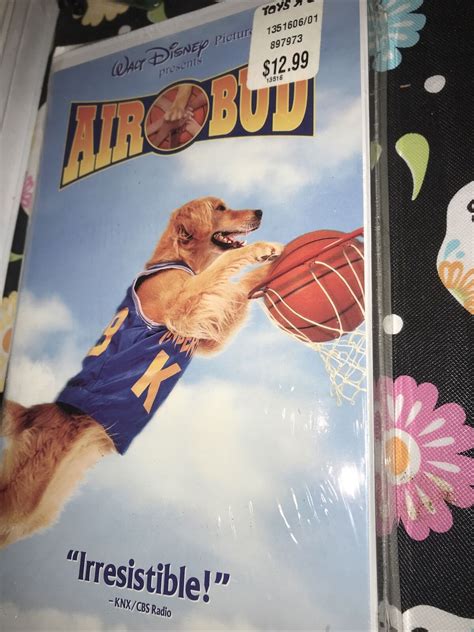 Air Bud Vhs 1997 Walt Disney Home Video New Sealed 786936056303 Ebay