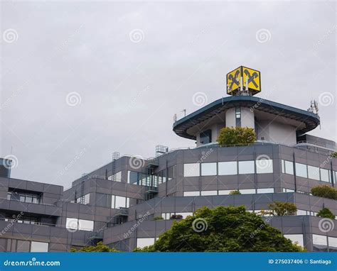 Linz Austria August 6 2022 Facade With Logo Of Bank Editorial Photo Image Of Currency