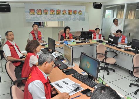 豪雨來襲：雨帶南移 高雄開設二級應變中心｜即時新聞｜台灣｜on Cc東網