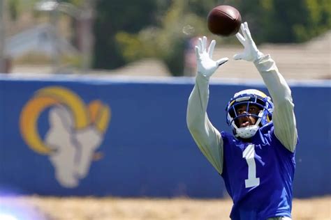 Training Camp Trials Rams Wr Allen Robinson Ready For Challenge