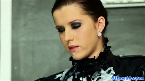 Bukakke Covered Babe Toys Pussy At Gloryhole